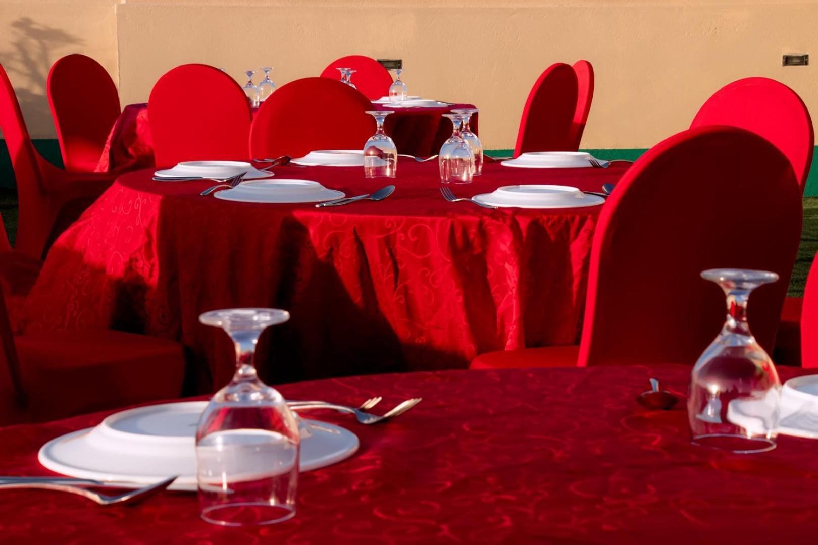 Kanola Luxury Hotel Anuradhapura Buitenkant foto