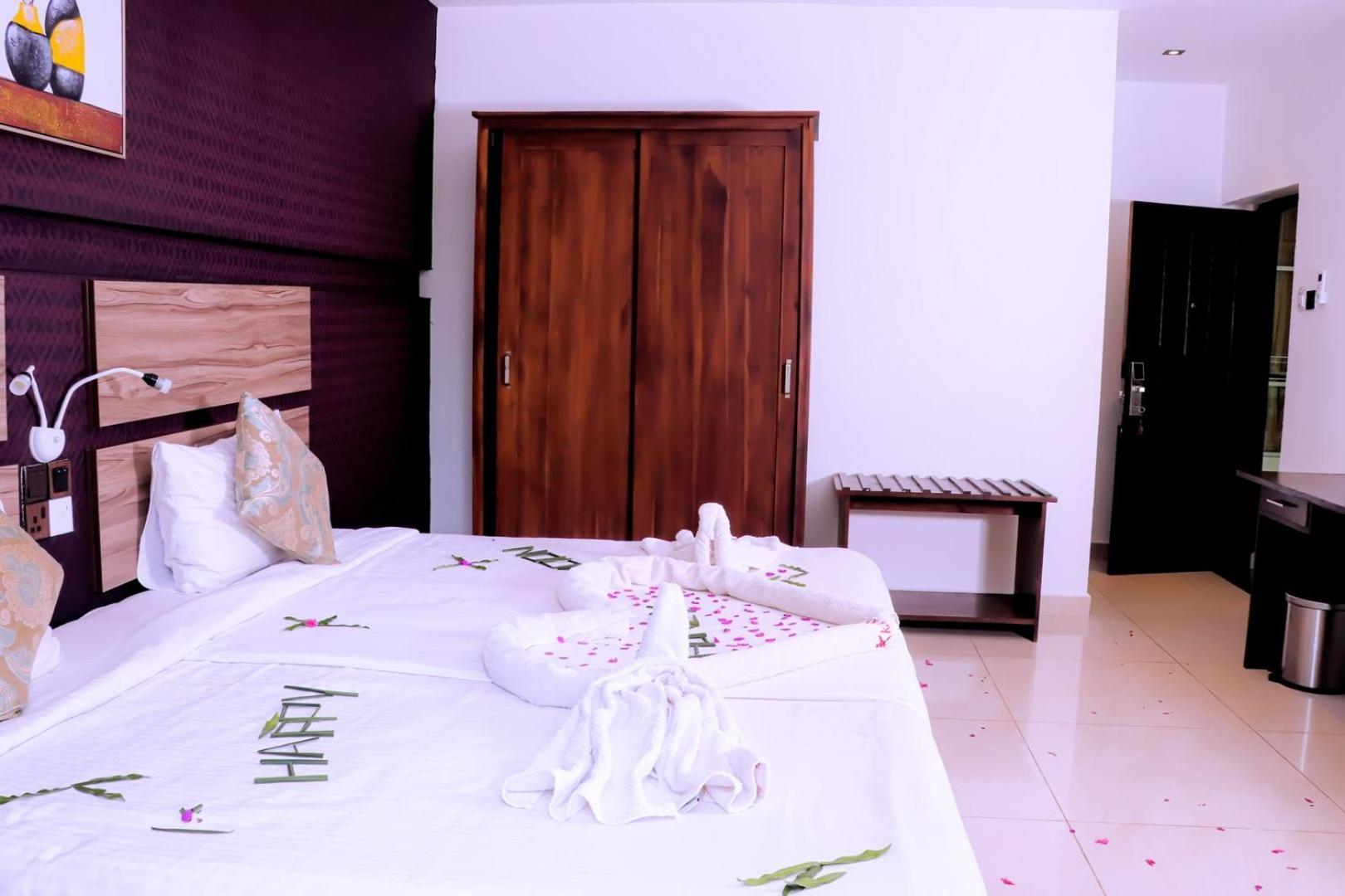 Kanola Luxury Hotel Anuradhapura Buitenkant foto