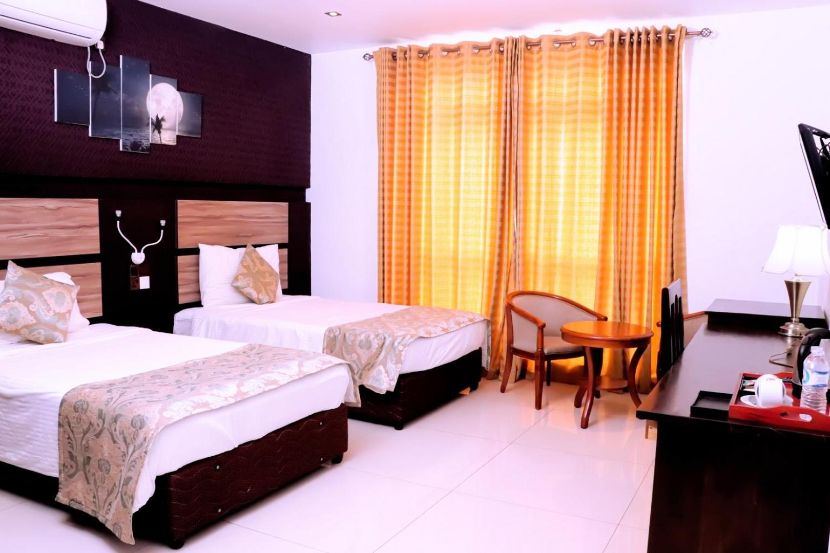 Kanola Luxury Hotel Anuradhapura Buitenkant foto